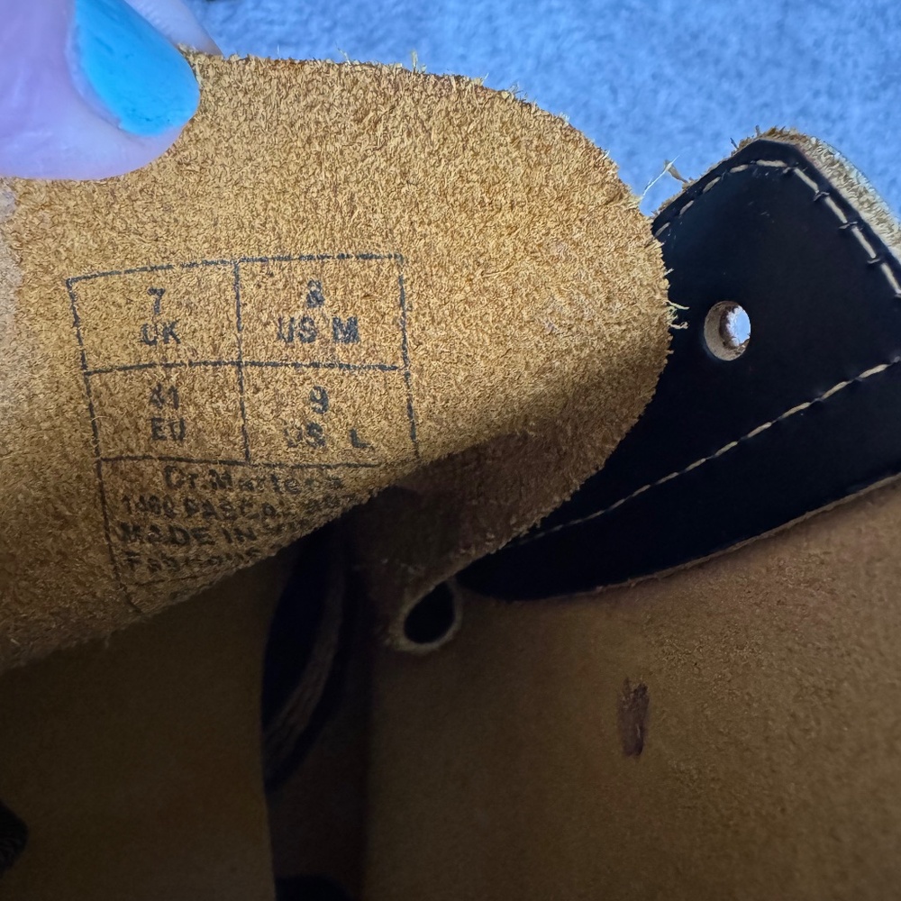 Dr Martens 1460 Pascal Yellow Stitch Black Leather Boots Mens Sz 8/Women's 9 - Picture 4 of 7